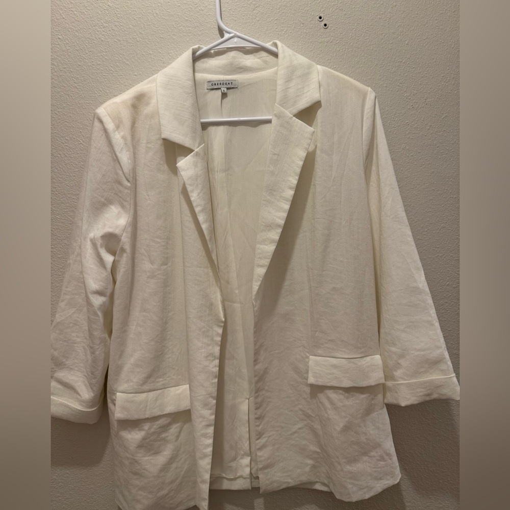 Crescent White Linen Shorts and Blazer Set. Size S. Like new, worn once!